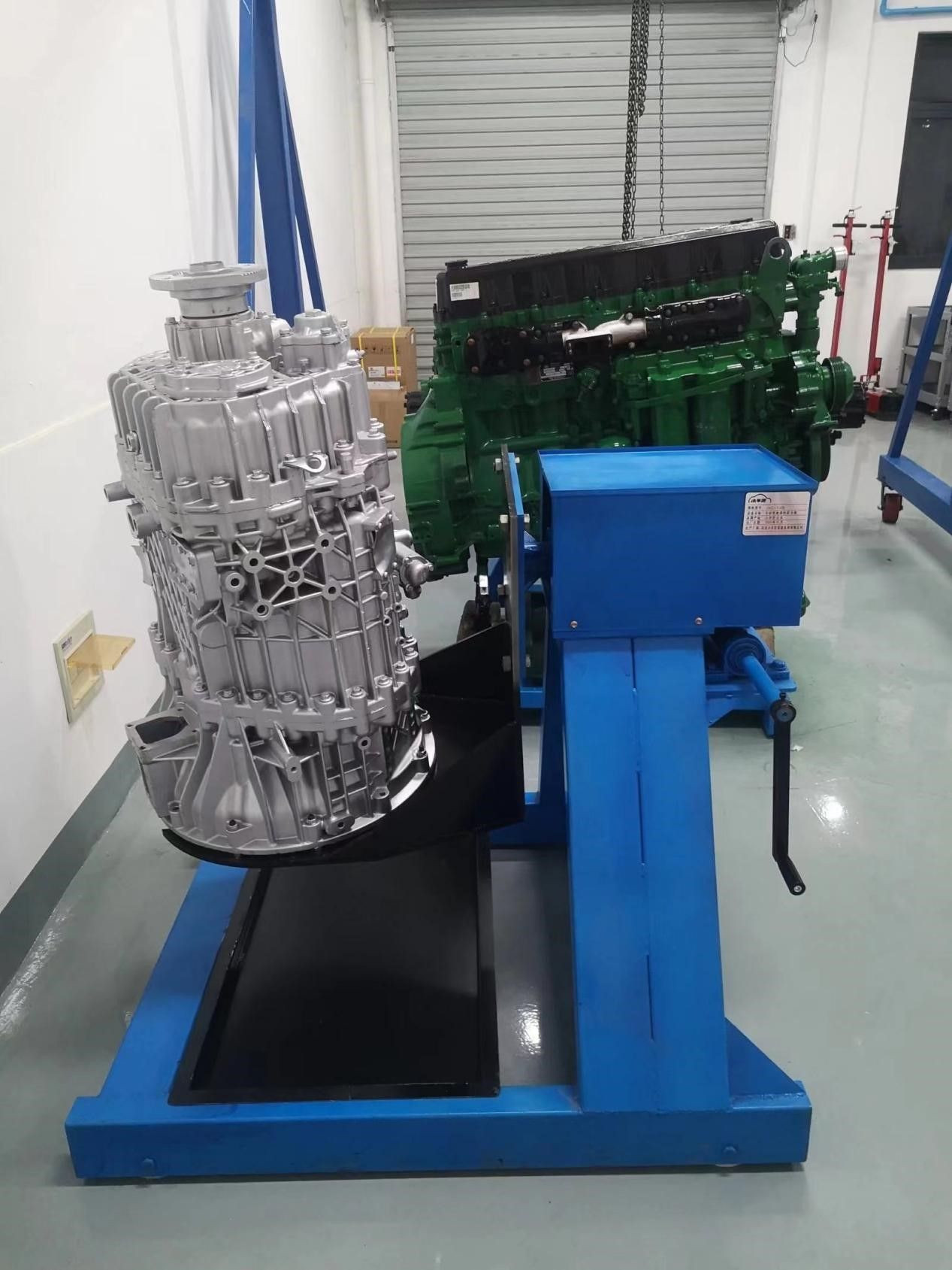 Diesel engine engine disassembly